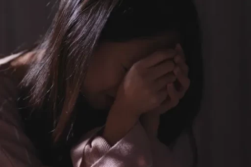 恋爱中的社交调整（恋爱中该怎么调整社交）